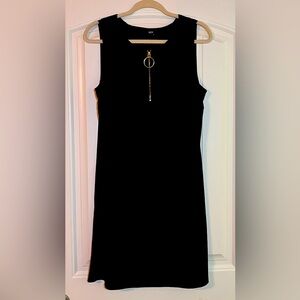 Black dress, has great stretch, size L